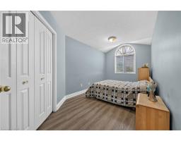42 Hillgarden Avenue, Stoney Creek, ON L8J3R3 Photo 36