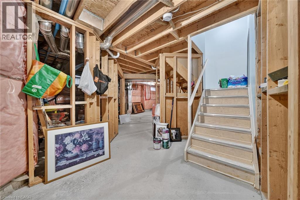 42 HILLGARDEN Avenue - 41