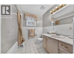 42 Hillgarden Avenue, Stoney Creek, ON L8J3R3 Photo 39