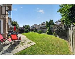 42 Hillgarden Avenue, Stoney Creek, ON L8J3R3 Photo 46
