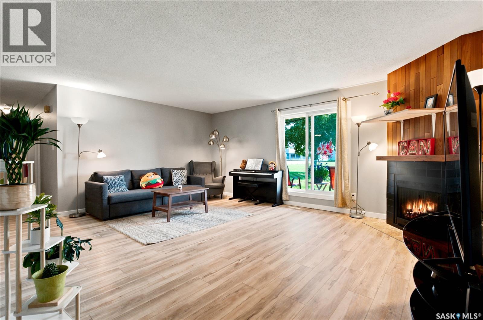 #416 425 115th STREET E - 7
