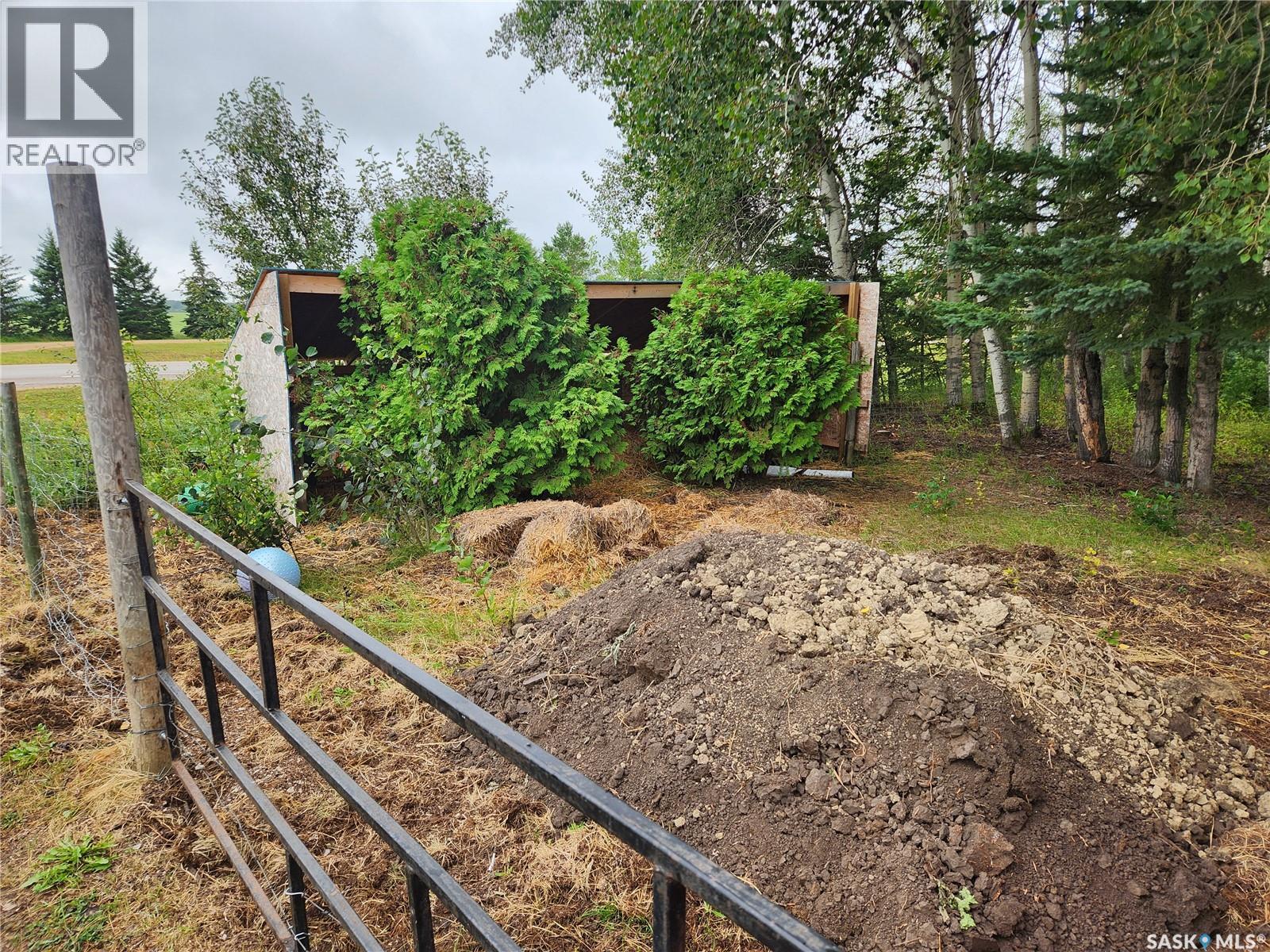 Mistatim Acreage - 32