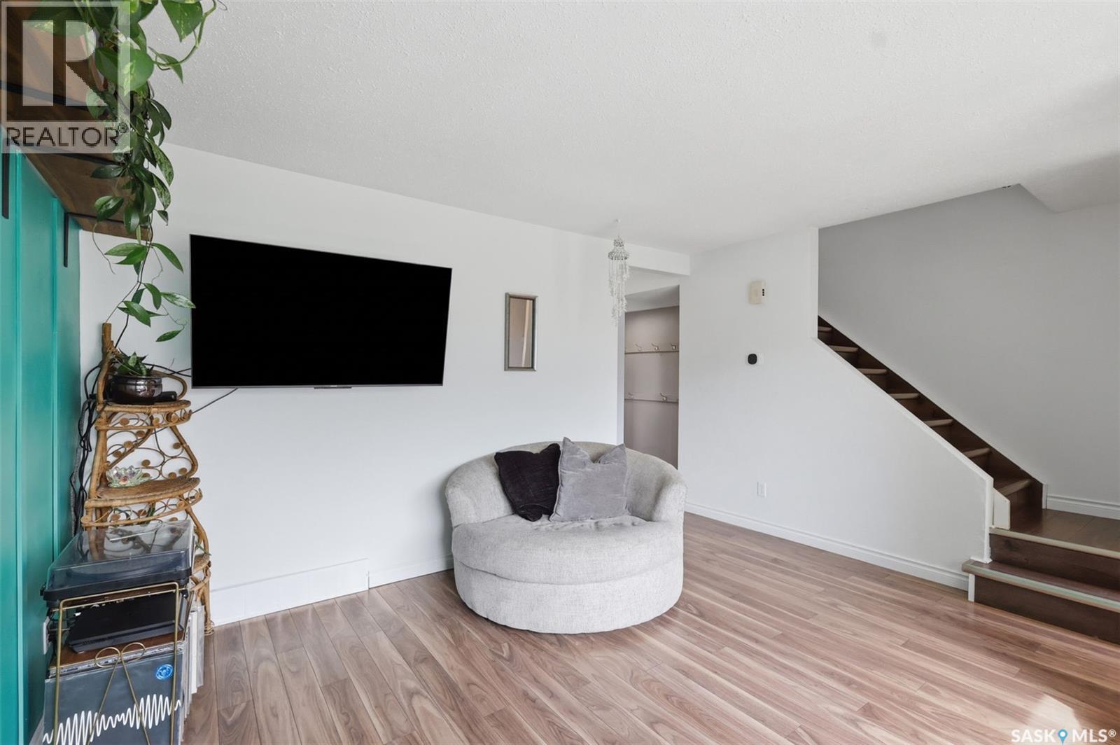#58 120 Acadia DRIVE - Image 7