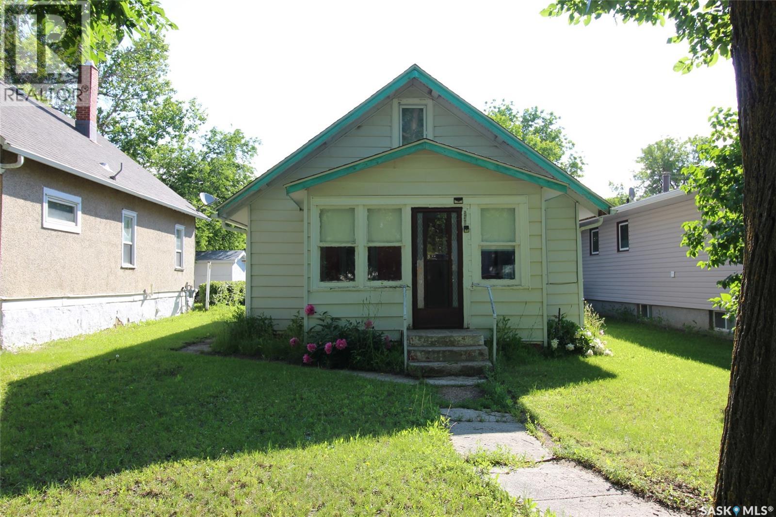538 Centre STREET - 29