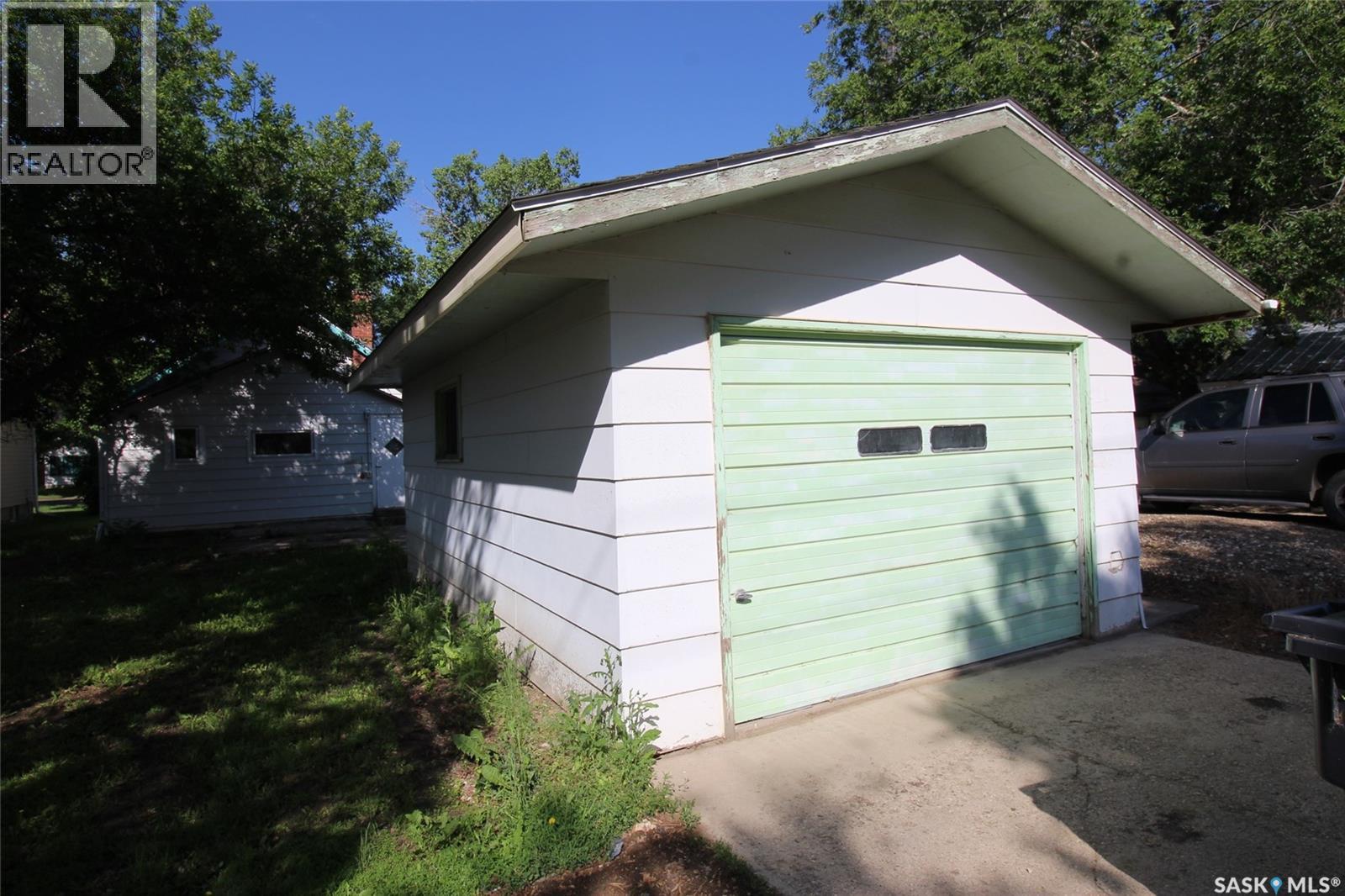 538 Centre STREET - 33