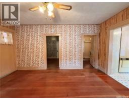 538 Centre Street, Shaunavon, SK S0N2M0 Photo 11