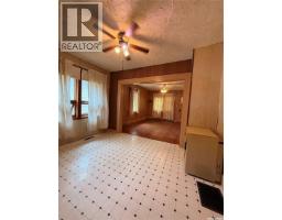 538 Centre Street, Shaunavon, SK S0N2M0 Photo 9