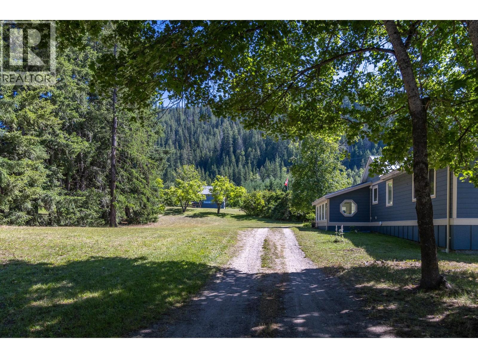 1370 20 Avenue SE - 58