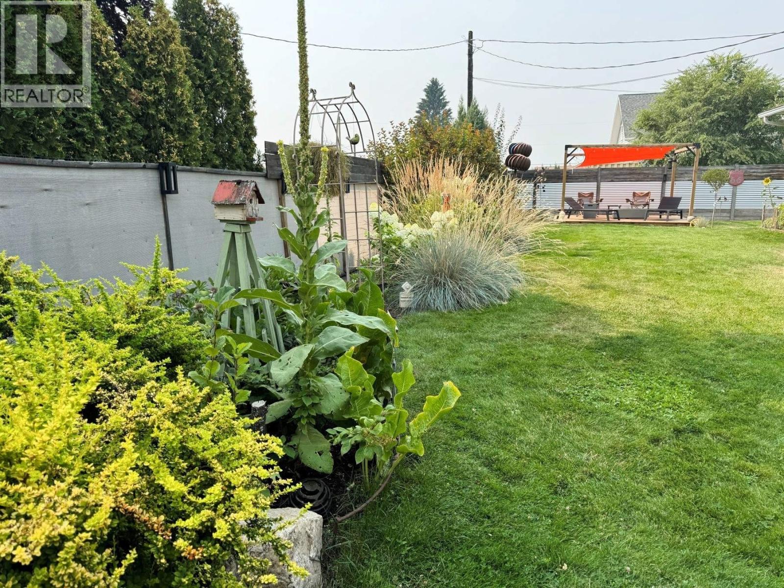 2228 75th Avenue - 43