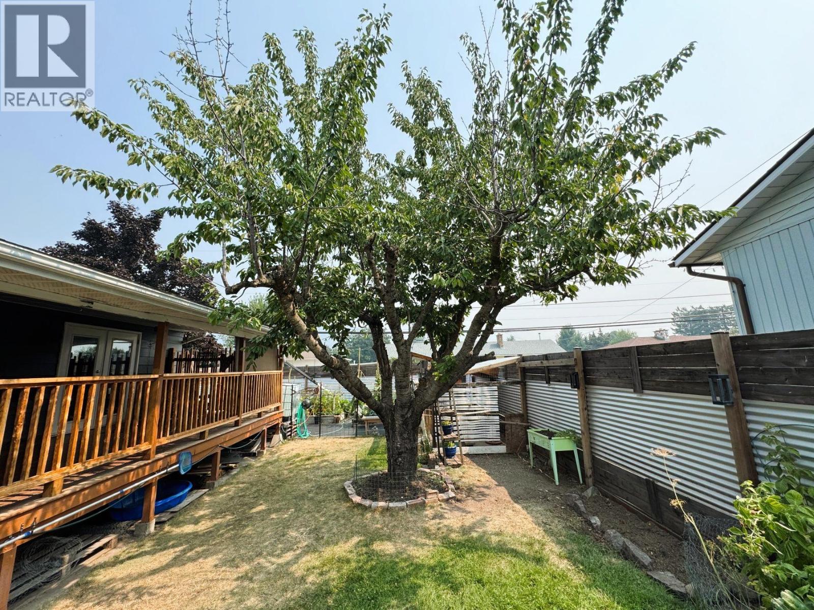 2228 75th Avenue - 38