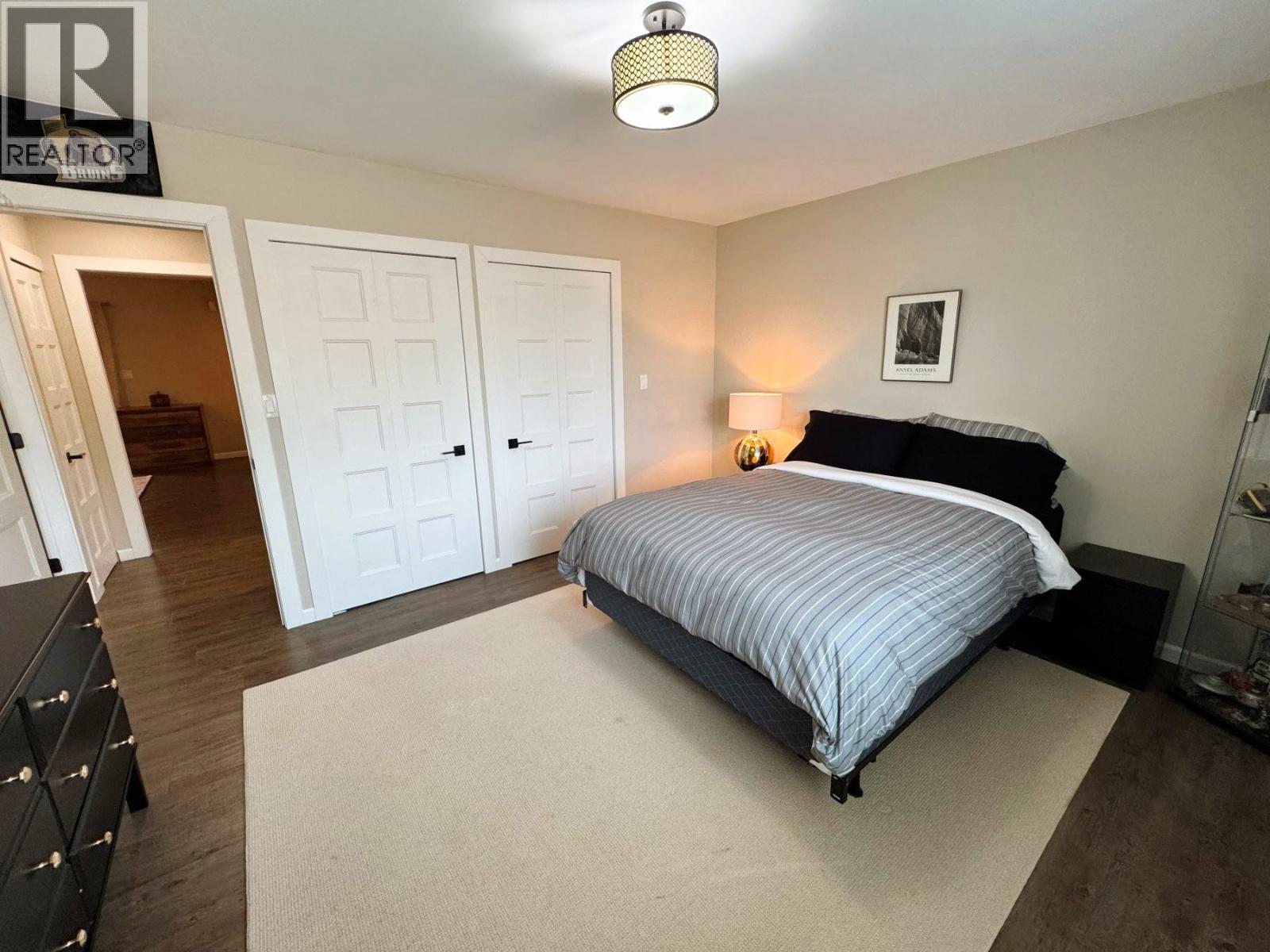 2228 75th Avenue - 23