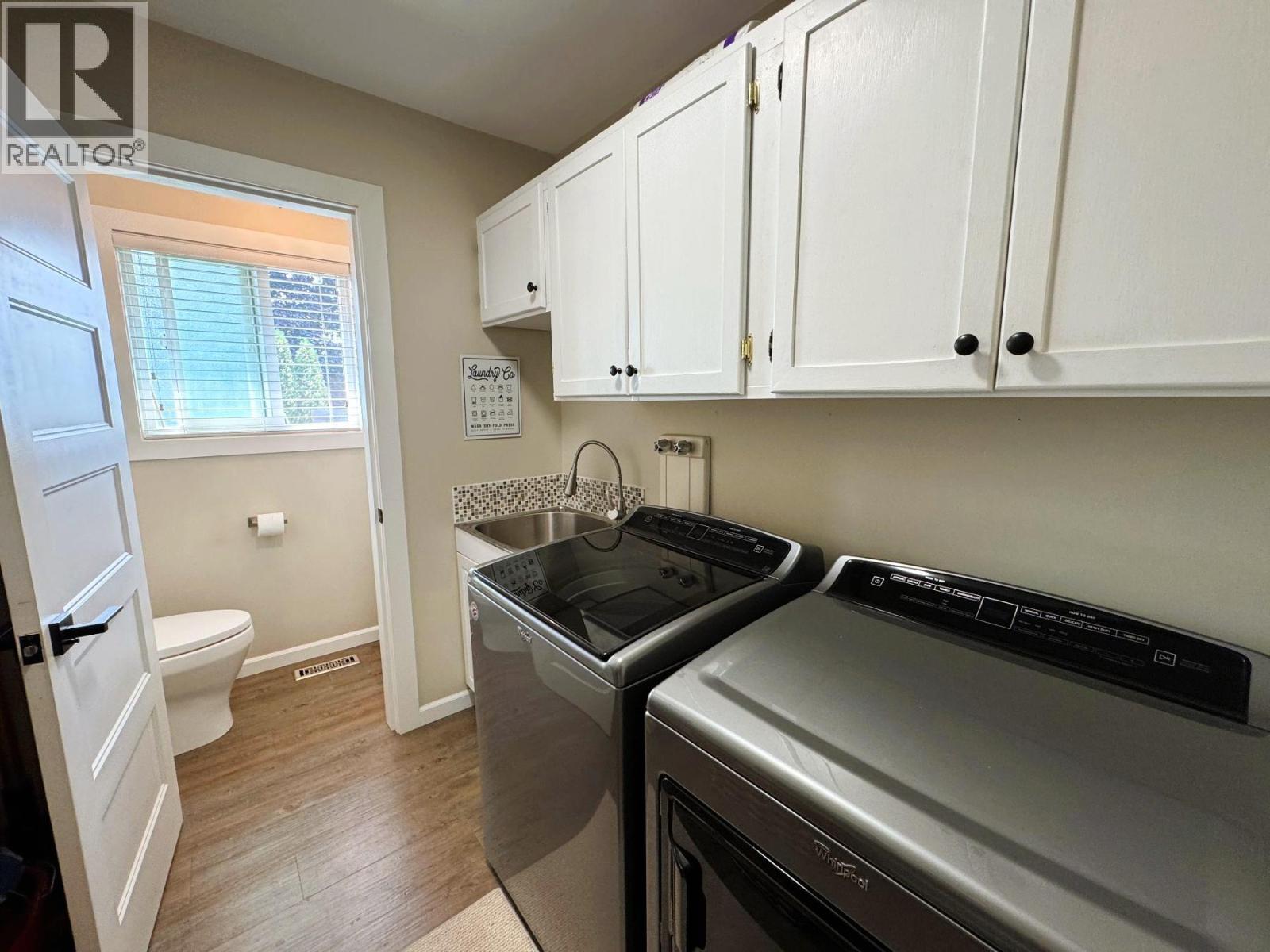 2228 75th Avenue - 31
