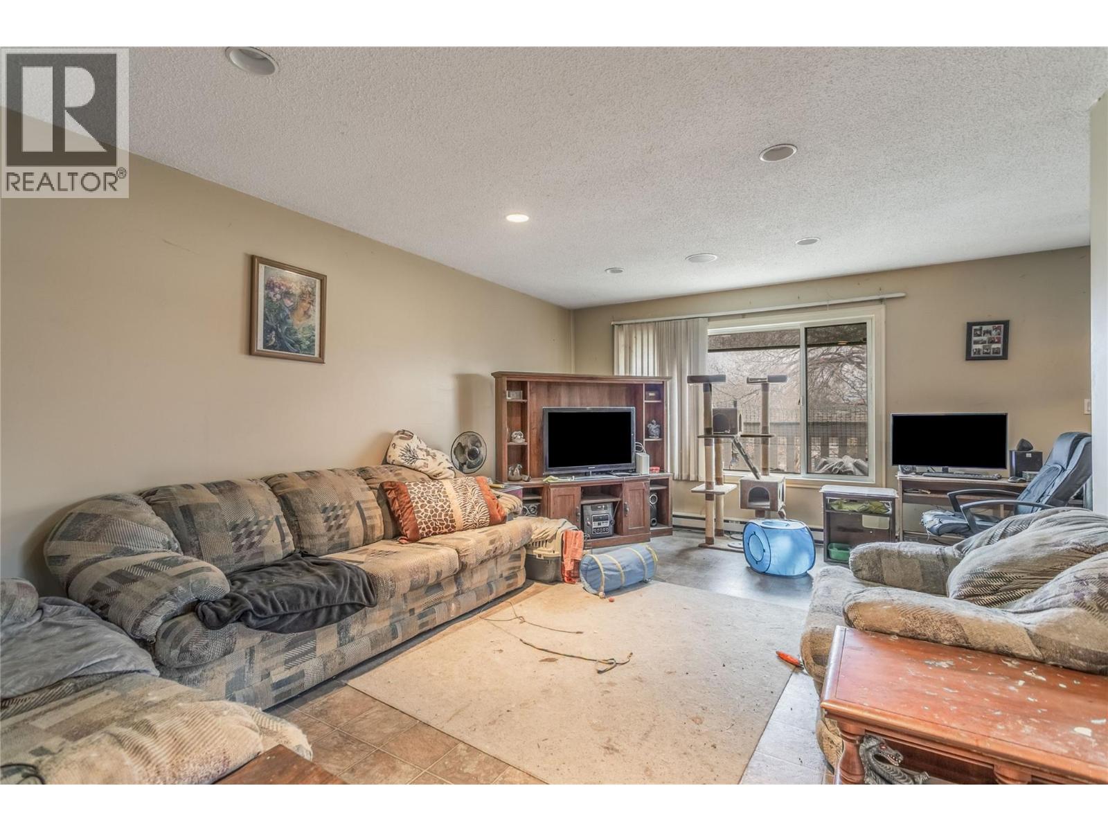 1105 Cactus Road, Kelowna
