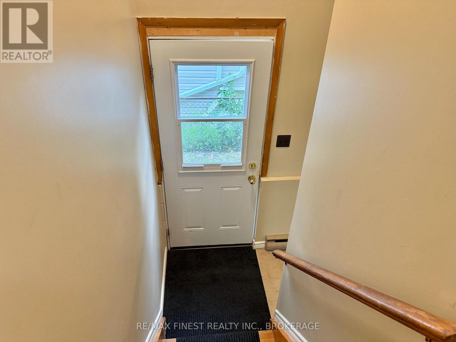 102 CHATHAM STREET - Image 17