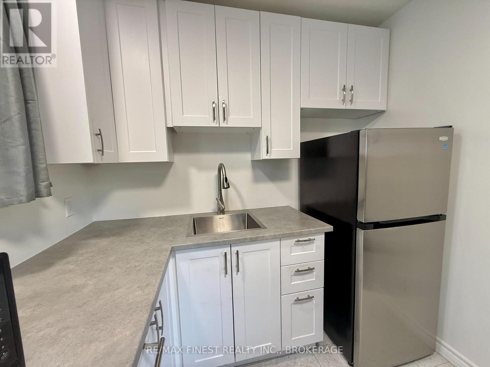 102 CHATHAM STREET - Image 6