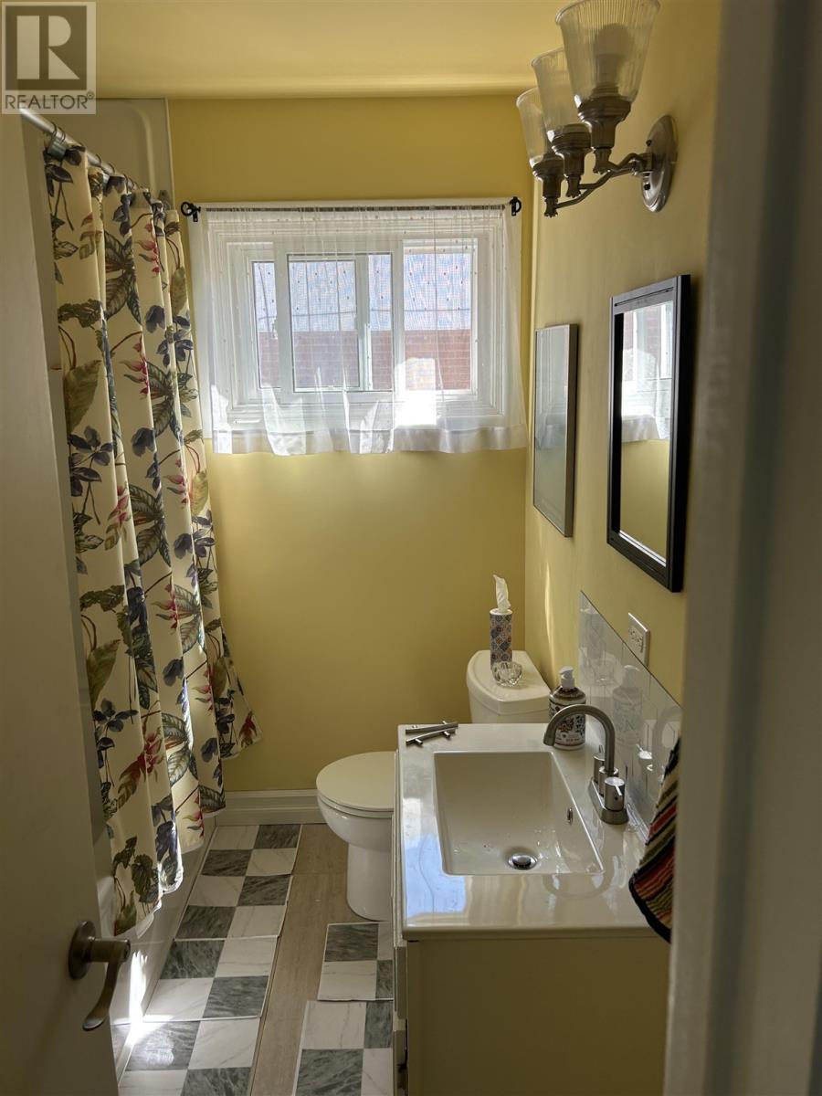 14 Nicolas AVE - 17