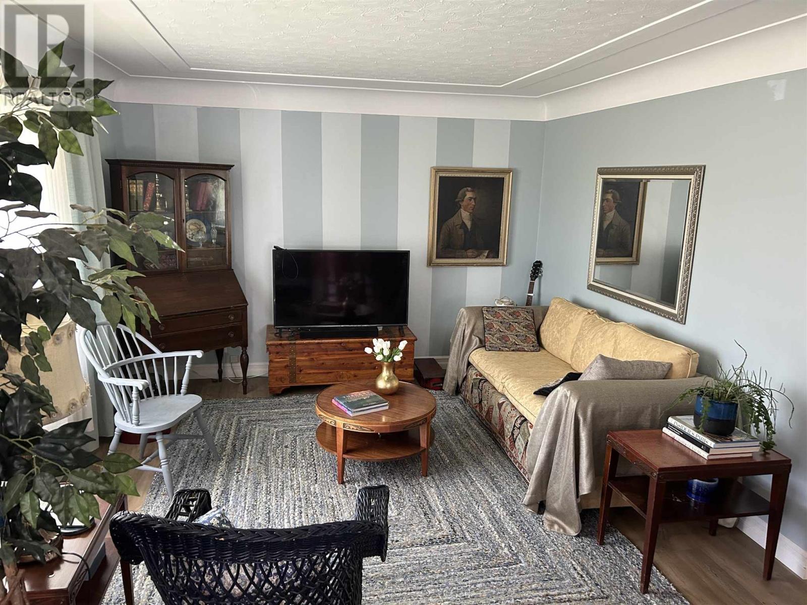 14 Nicolas AVE - Image 8