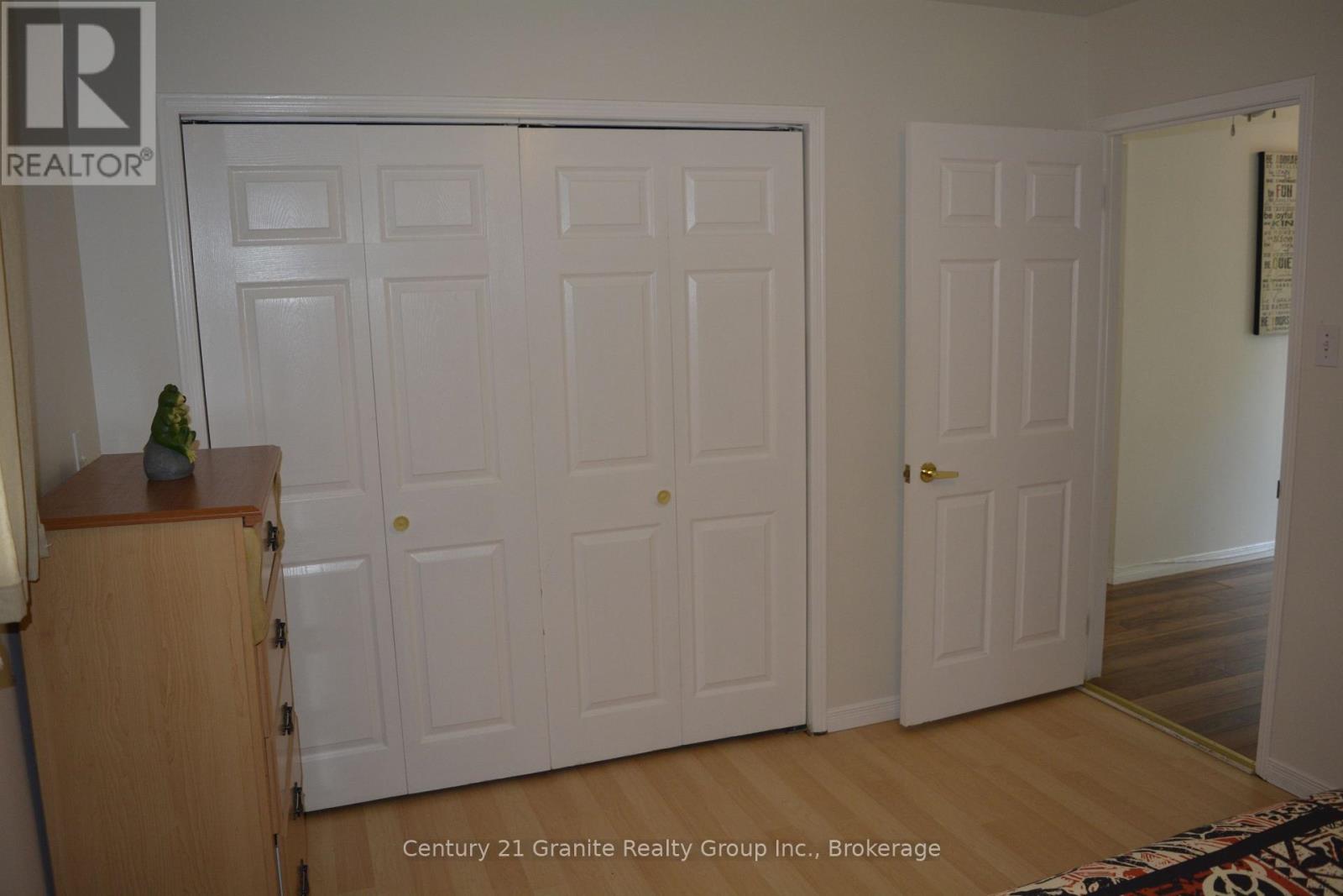 205 GLORY ROAD - Image 33