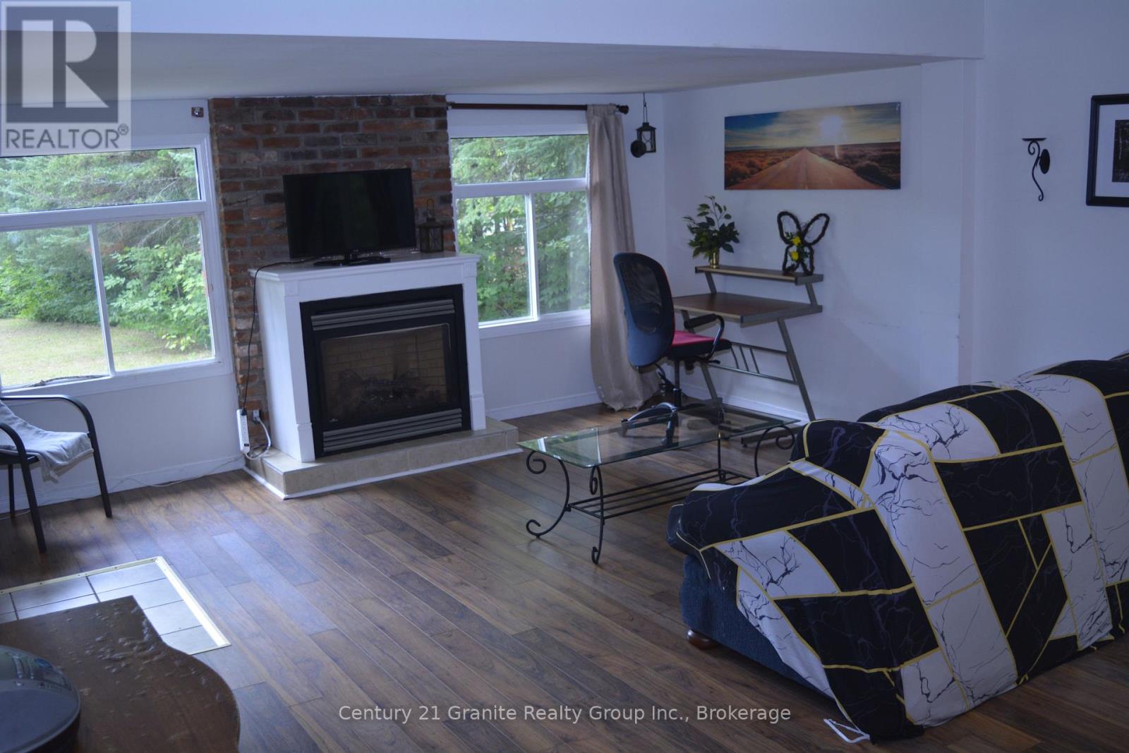 205 GLORY ROAD - Image 35