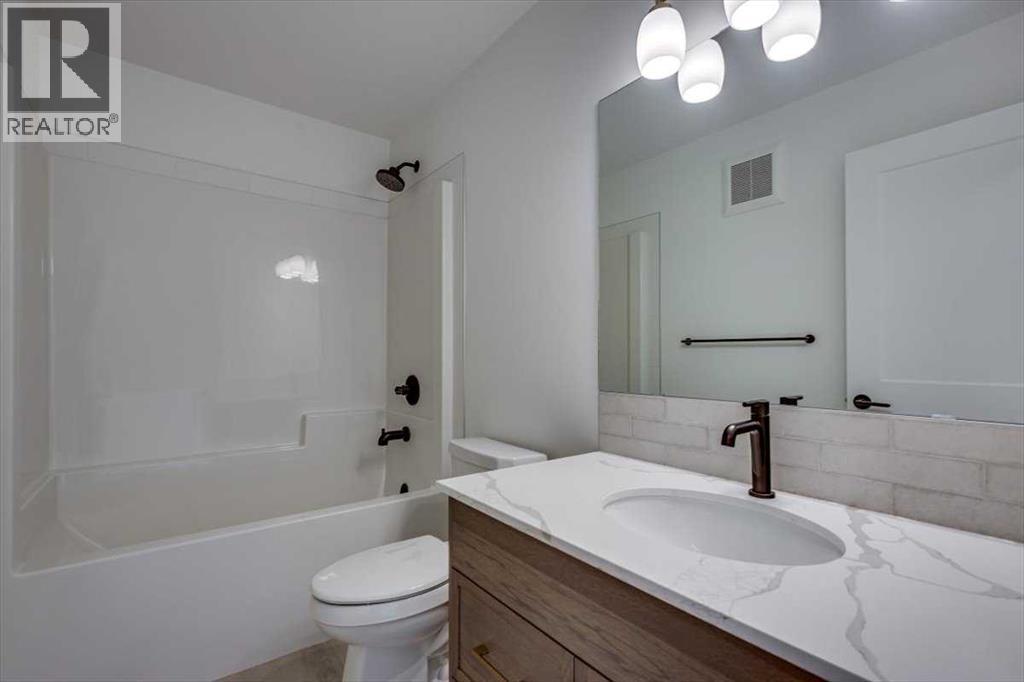 36 Memorial Parkway - 35