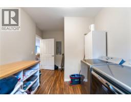 405 97a Highway, Sicamous, BC V0E2V1 Photo 28