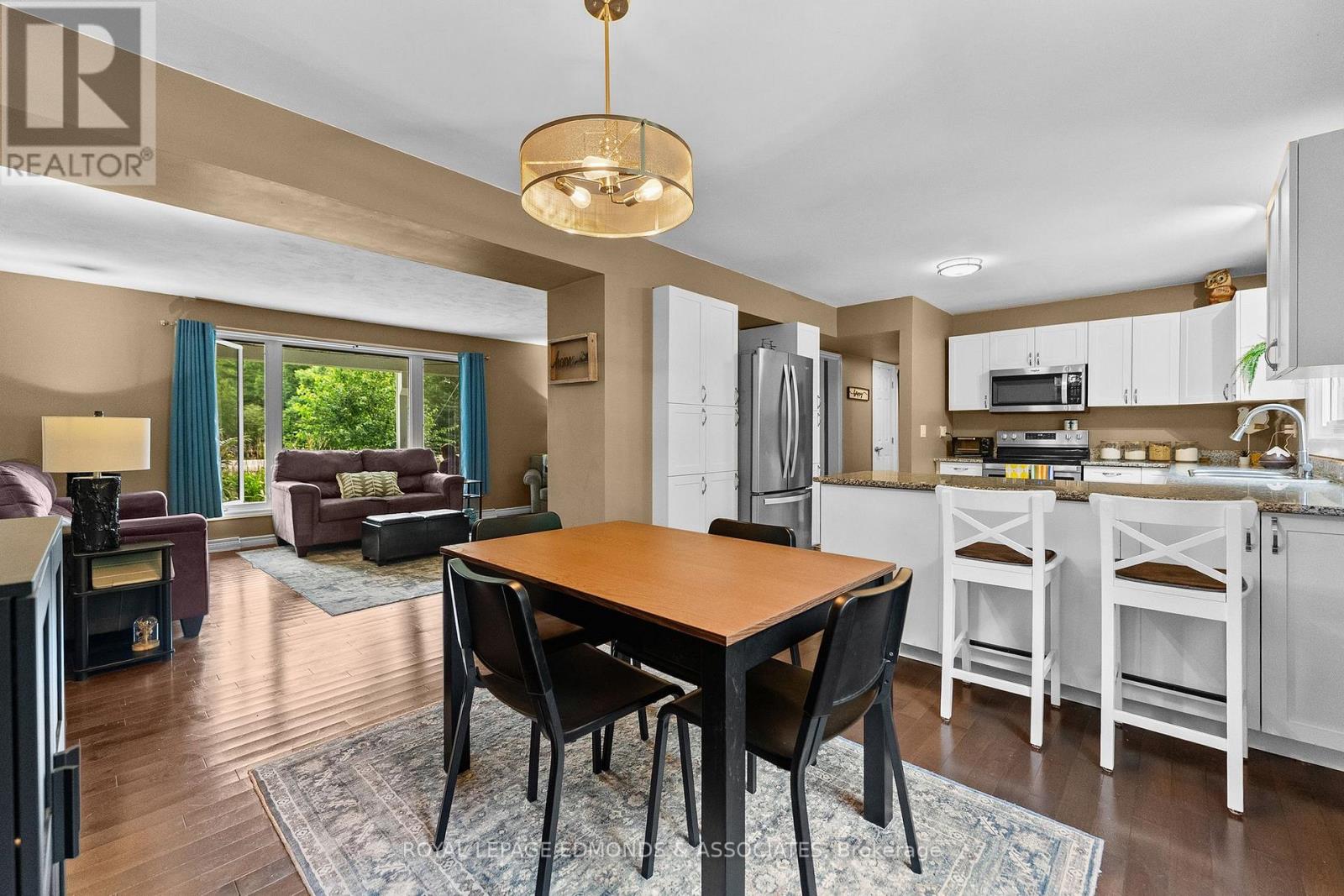 6 BRIAN STREET - Image 13