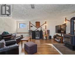 65 Whiteley Drive thumbnail 11