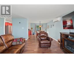65 Whiteley Drive thumbnail 12