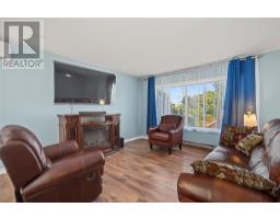 65 Whiteley Drive thumbnail 13