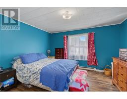65 Whiteley Drive thumbnail 18