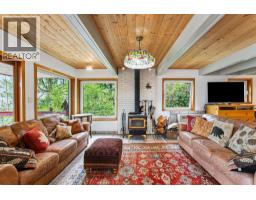 12 & 13 Coldwell Beach, North Vancouver, BC V0V0V0 Photo 13
