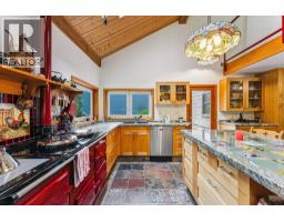 12 & 13 Coldwell Beach, North Vancouver, BC V0V0V0 Photo 6