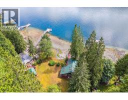 12 & 13 Coldwell Beach, North Vancouver, BC V0V0V0 Photo 35