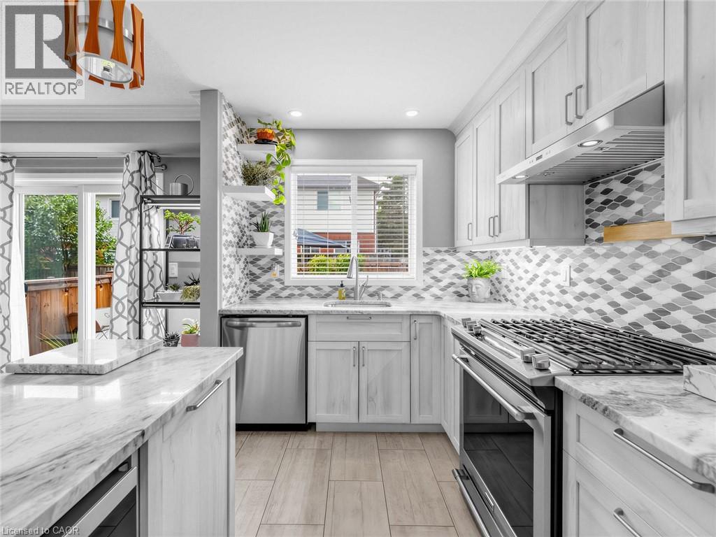 #65 710 SPRING GARDENS Road - Image 9