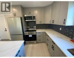 Family room - 325 Aberdeen Avenue, Carbon, AB T0M0L0 Photo 7