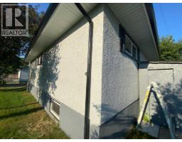 325 Aberdeen Avenue, Carbon, AB T0M0L0 Photo 24