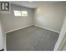 325 Aberdeen Avenue, Carbon, AB T0M0L0 Photo 12