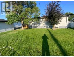325 Aberdeen Avenue, Carbon, AB T0M0L0 Photo 21