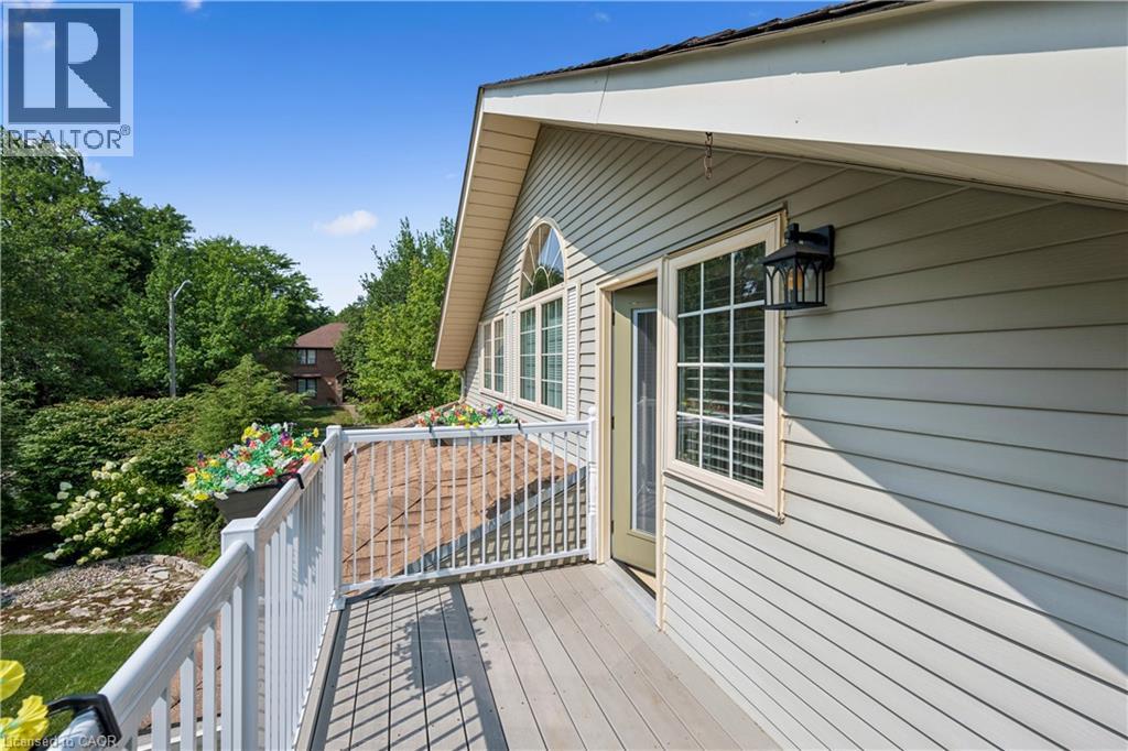 460 WINCHESTER Drive - Image 32