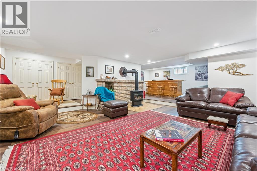 460 WINCHESTER Drive - Image 39