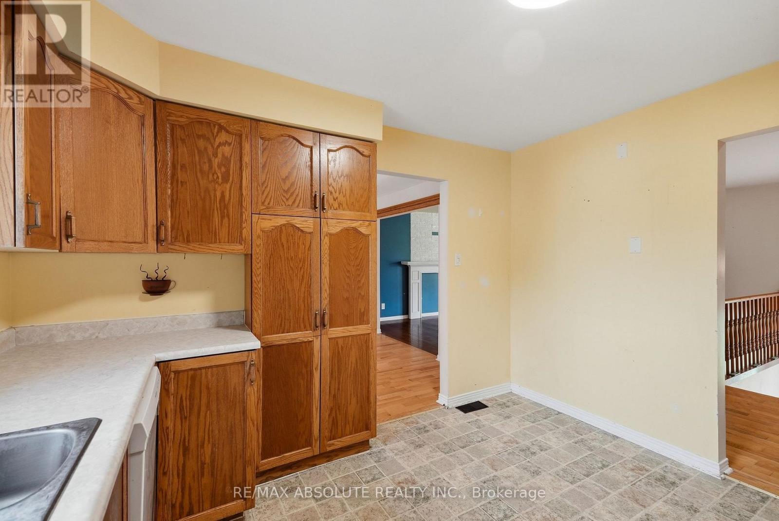 372 LAKE PARK ROAD - 16
