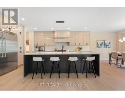 15 Briggs Avenue, Ottawa, ON K2E6W5 Photo 14