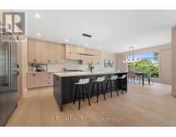 15 Briggs Avenue, Ottawa, ON K2E6W5 Photo 16