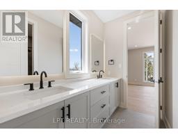 15 Briggs Avenue, Ottawa, ON K2E6W5 Photo 41