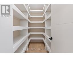 15 Briggs Avenue, Ottawa, ON K2E6W5 Photo 9