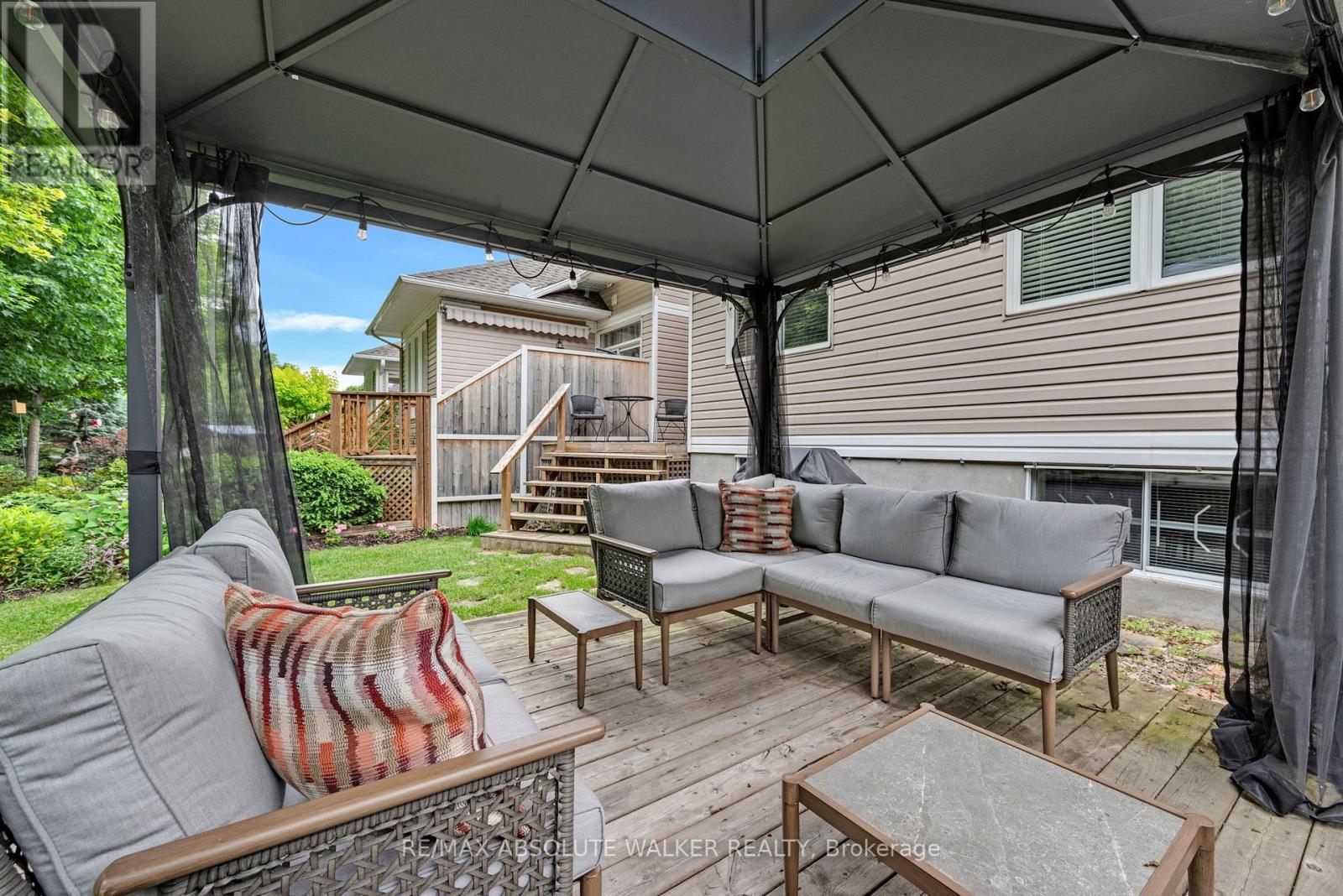 2 Bed, 3 Bath House for Sale in Ottawa – 1547 HENRI LAUZON STREET, Ottawa – MLS# X13687730 - Image 37