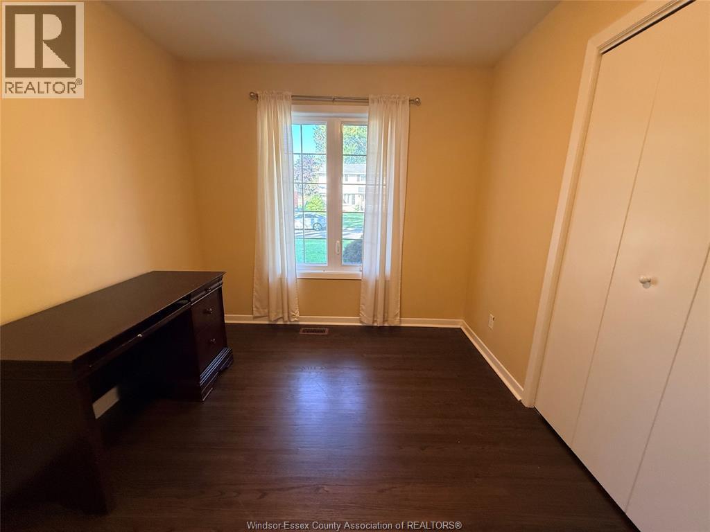 2450 ACADEMY DRIVE, Windsor — photo 8