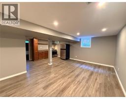 2450 Academy Drive, Windsor, ON N9E2G6 Photo 17