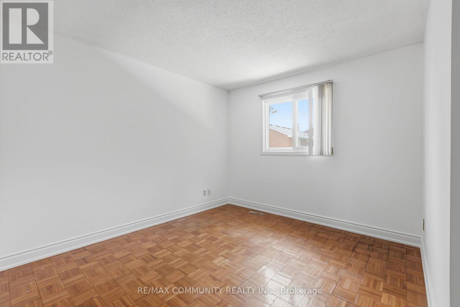1524 AMBERLEA ROAD S - Image 28