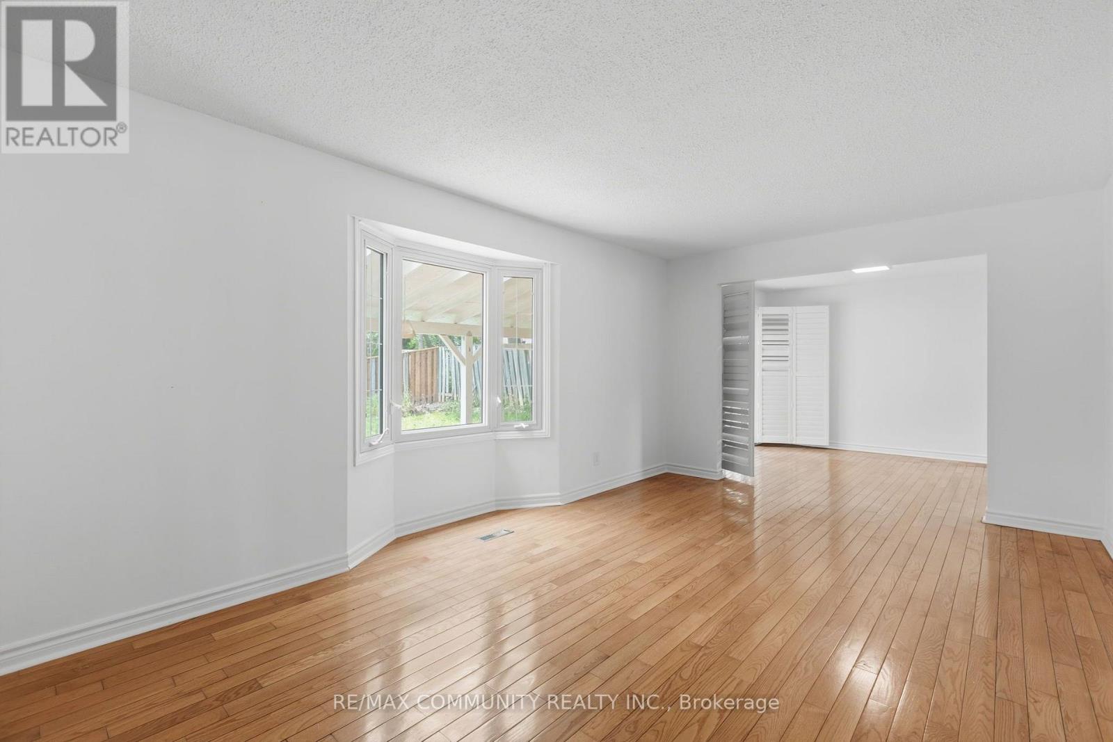1524 AMBERLEA ROAD S - Image 38